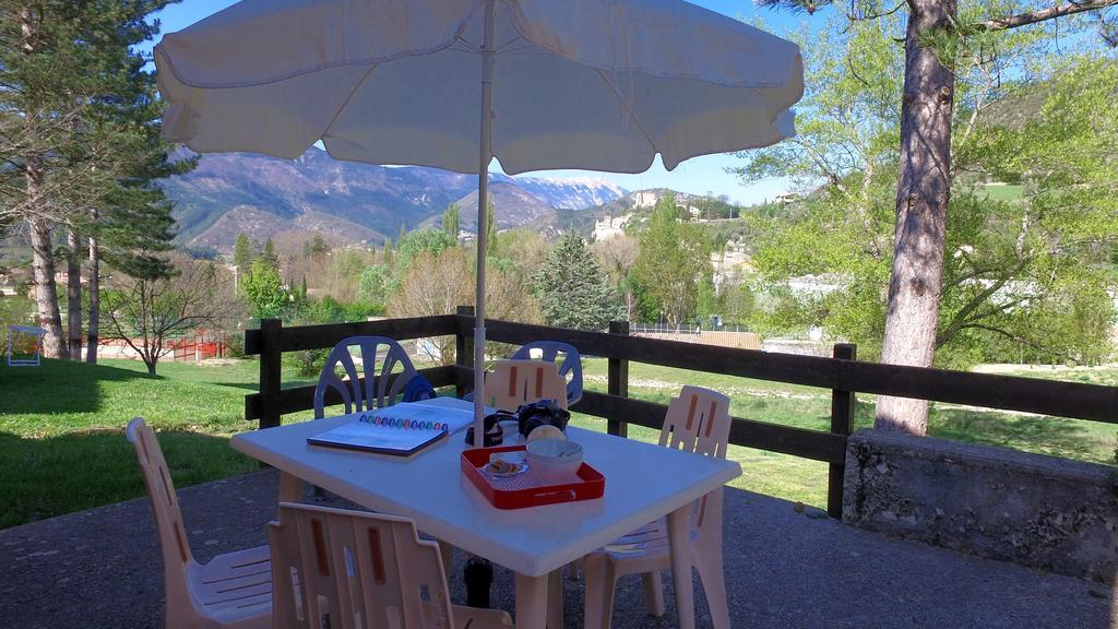 Vvf Drome Provence Hotell Montbrun-les-Bains Eksteriør bilde